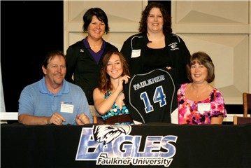 Morgan Granger commits to play softball for the Eagles